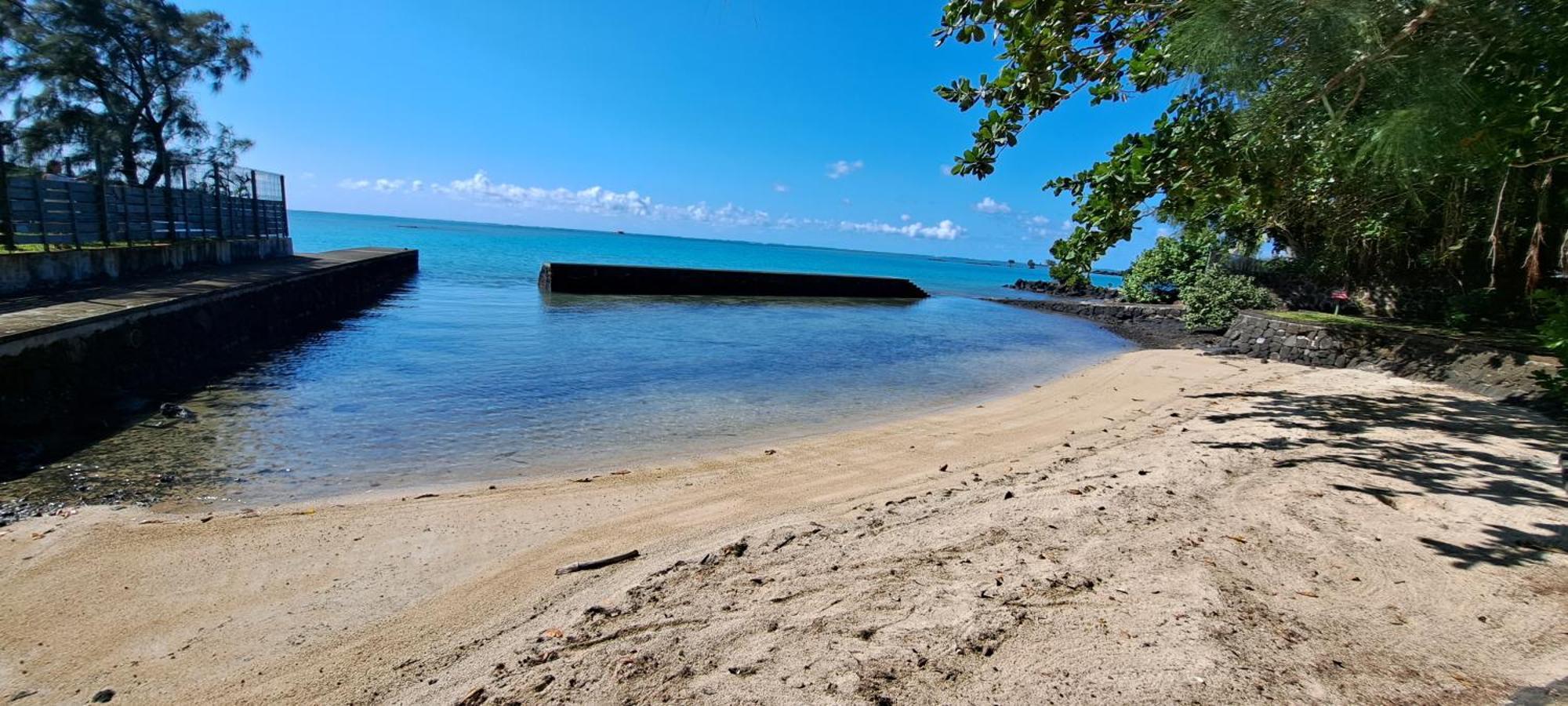 Clair De Lune - Private 2 Bedrooms Beachfront Villa Trou d'Eau Douce Kültér fotó